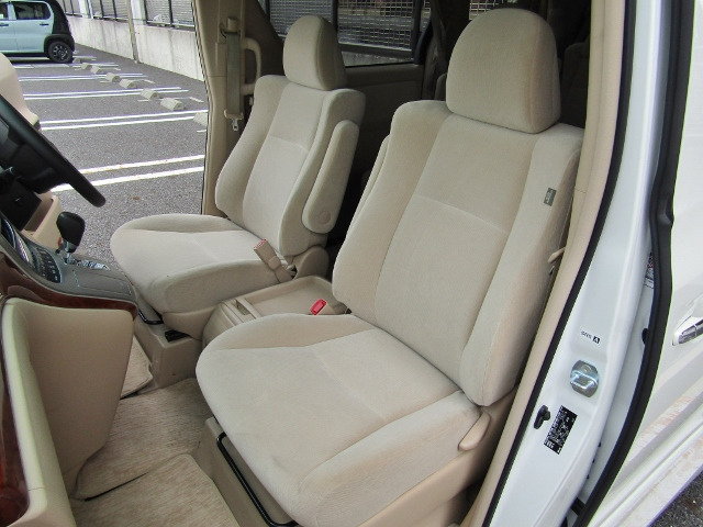 Toyota clearance alphard isofix