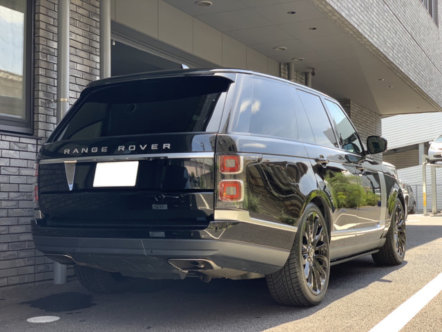 登場! コグマ様 専用。Range Rover 特注 Velare ミニカー