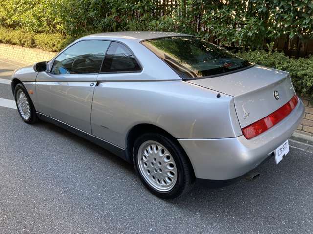 ALFA ROMEO ALFA GTV 2.0 V6 TURBO | 1996 | Silver | 137000km 